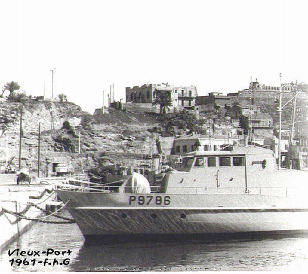 MERS EL KEBIR B LE VIEUX PORT 1961.jpg